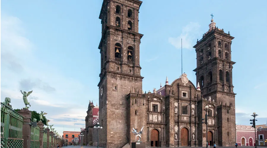 Catedral de Puebla. Crédito: Diego Delso (CC BY-SA 4.0)?w=200&h=150