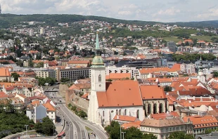 Catedral de San Martu00edn en Bratislava. Foto: Dominio pu00fablico Pixabay  