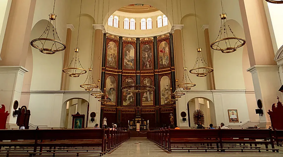 Catedral Metropolitana de San Salvador. Créditos: Dominio Público