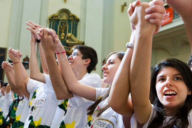 Papa Francisco exhorta a los catequistas a caminar “desde y con Cristo”