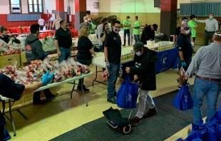 Una entrega de comidas en Brooklyn. Cru00e9dito: Catholic Charities Brooklyn and Queens 