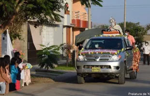 Procesión del Santísimo en San Vicente de Cañete Crédito: Facebook de la Prelatura de Yauyos 