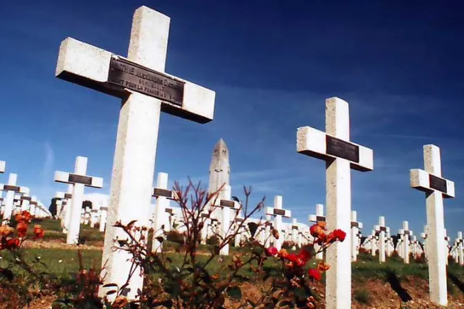 A 100 años del fin de la Primera Guerra Mundial el Papa Francisco recuerda la “masacre inútil”