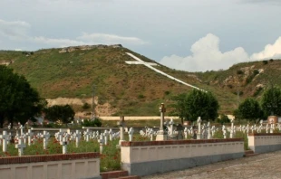 Detalle del cementerio de los mu00e1rtires de Paracuellos. Cru00e9dito: Mr. Tickle / Wikimedia Commons (CC BY-SA 3.0). 