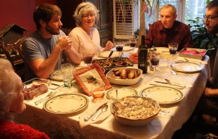 Cena en familia / Foto: Flickr Ironypoisoning (CC-BY-SA-2.0) 