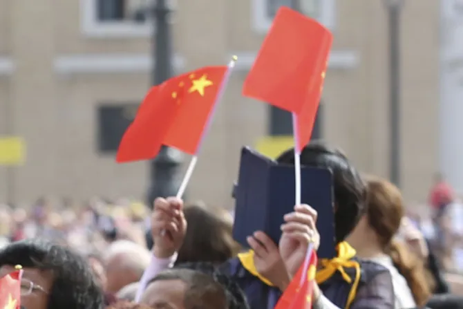 Autoridades de China a católicos: No crucen la línea roja