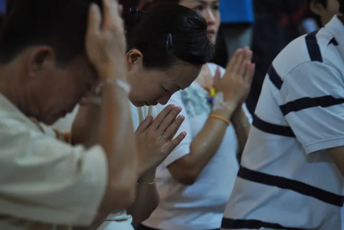 China: Policía impide a católicos asistir a acto de desagravio de iglesia