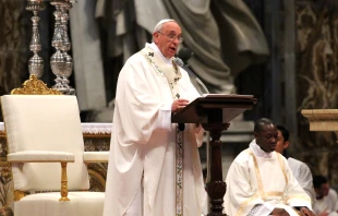 Misa Crismal en Basu00edlica de San Pedro (Foto: Yahaira Jacquez / ACI Prensa) 