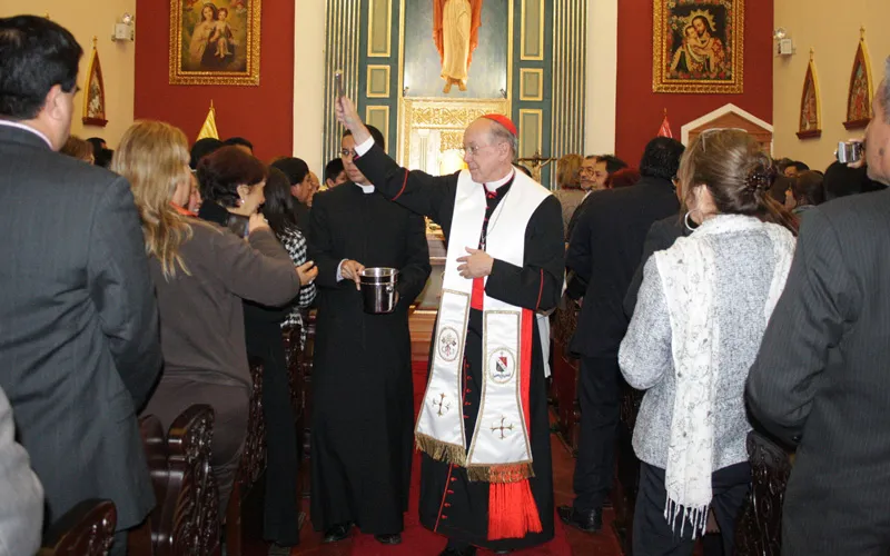 Cardenal Juan Luis Cipriani bendice capilla restaurada. Foto: Arzobispado de Lima?w=200&h=150
