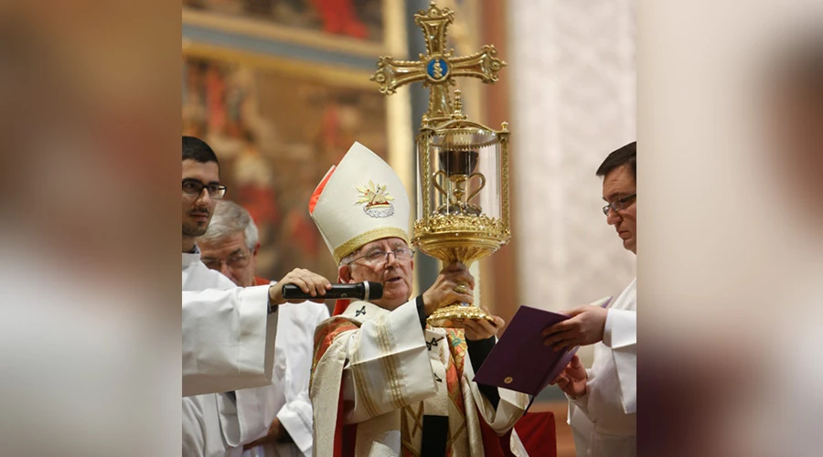 Cardenal Antoni Cañizares, Arzobispo de Valencia (España) durante la clausura del Año Jubilar del Santo Cáliz. Foto: Archivalencia. ?w=200&h=150