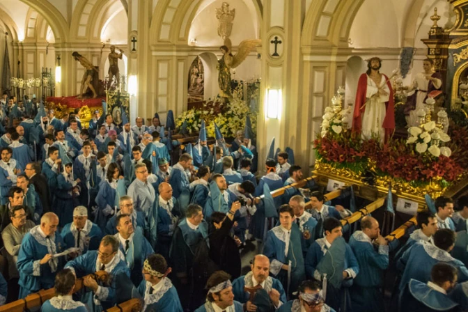 Europa necesita a las hermandades para vencer el individualismo, dice líder italiano