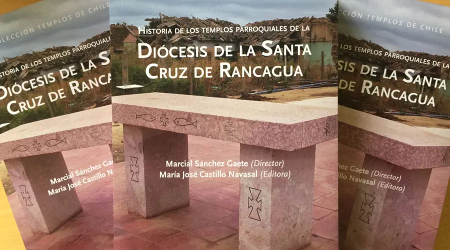 Primer volumen colección Templos de Chile / Foto: Comunicaciones Racagua?w=200&h=150