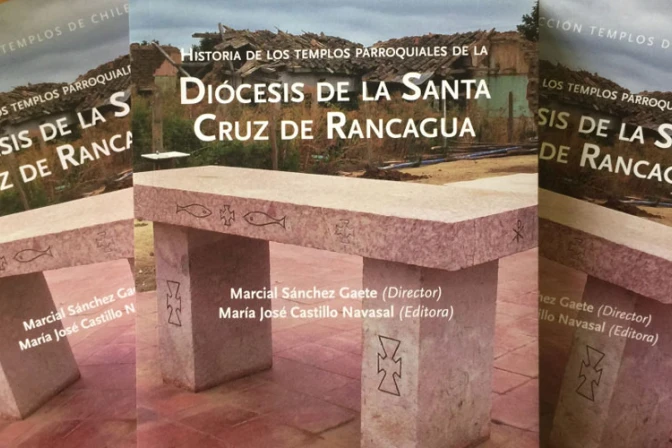 Lanzan colección que recogerá la historia de unas mil iglesias en Chile