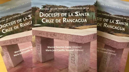 Lanzan colección que recogerá la historia de unas mil iglesias en Chile