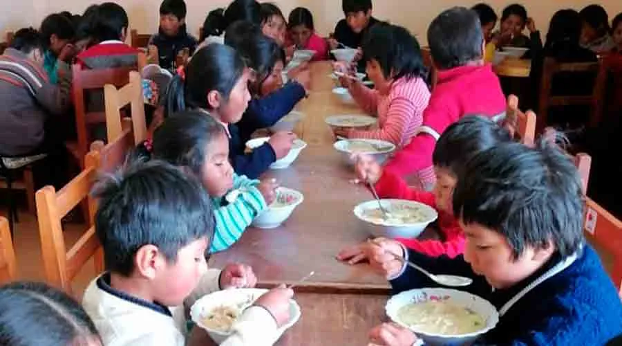 Abren comedor para 120 niños y jóvenes en el altiplano boliviano