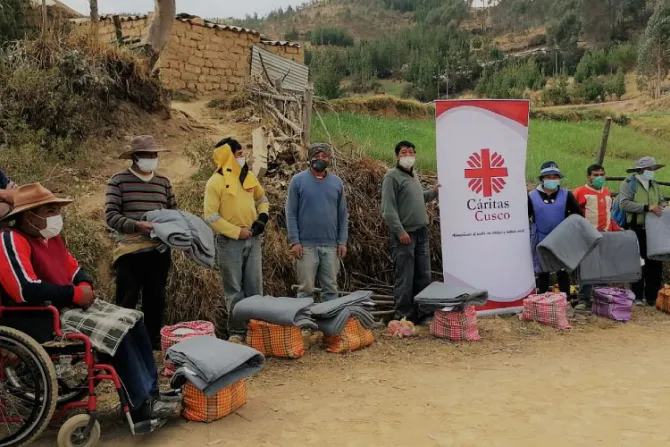 Arzobispado lidera campaña de ayuda tras incendio forestal en Cusco