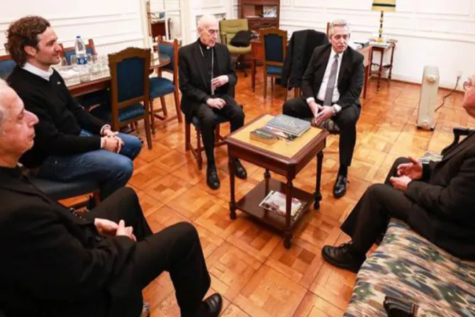 Conferencia Episcopal Argentina se reunió con candidato presidencial Alberto Fernández