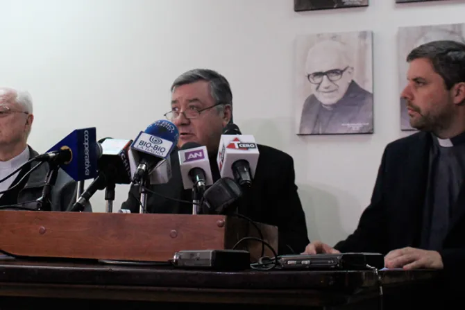 “Desterremos idolatría del dinero y la corrupción”, exhortan Obispos chilenos