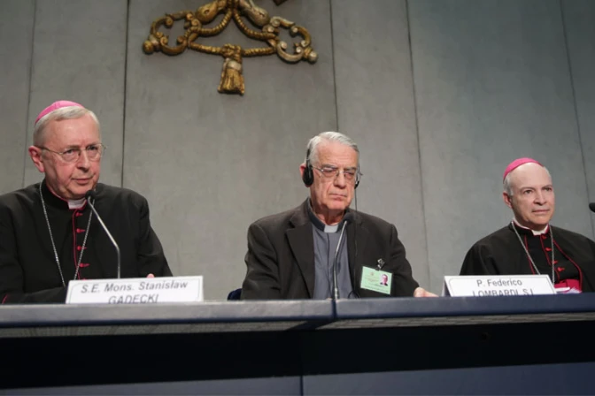 Arzobispo aclara en el Sínodo: Nadie tiene autoridad para cambiar la enseñanza de Dios