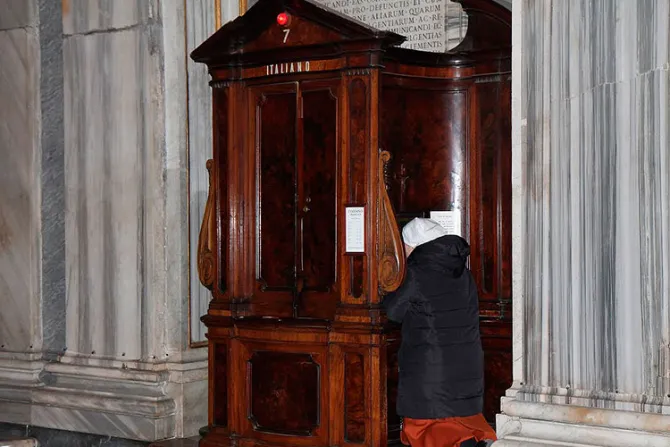 En Año de la Misericordia el confesionario será “la Puerta Santa del alma”, afirma Obispo
