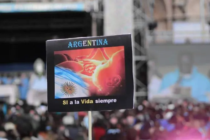 Desarrollan diversas expresiones de fe para evitar la ley de aborto en Argentina
