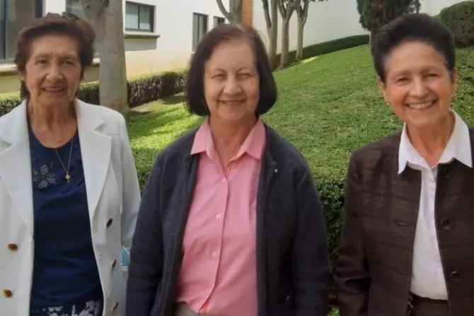 3 mujeres comparten su secreto de felicidad al cumplir 50 años como consagradas