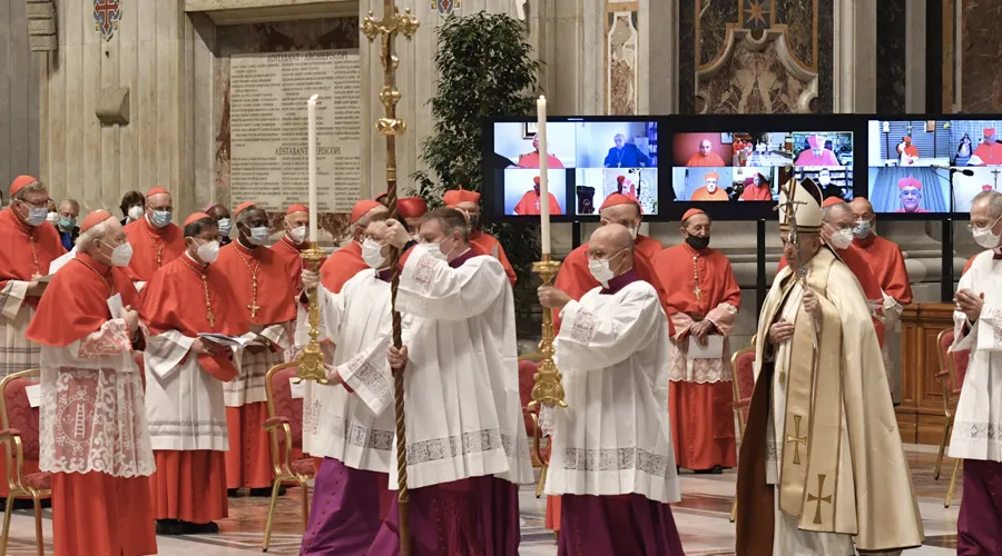 Imagen referencial. Consistorio en el Vaticano de 2020. Foto: Vatican Media