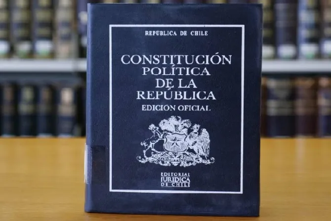Confesiones religiosas ofrecen su aporte al proyecto de nueva Constitución de Chile
