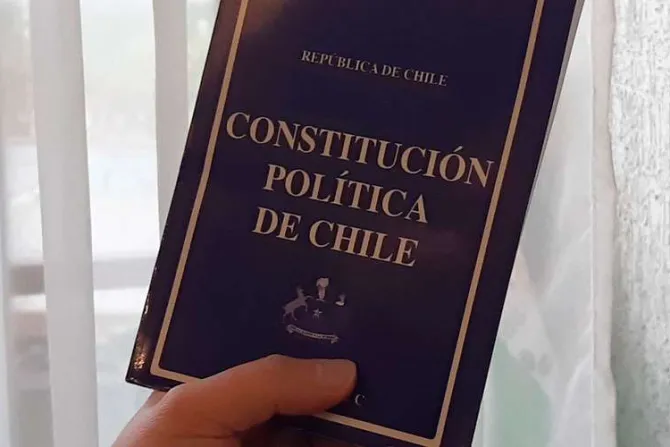 Obispos de Chile: Nueva Constitución debe reflejar valores democráticos y humanos