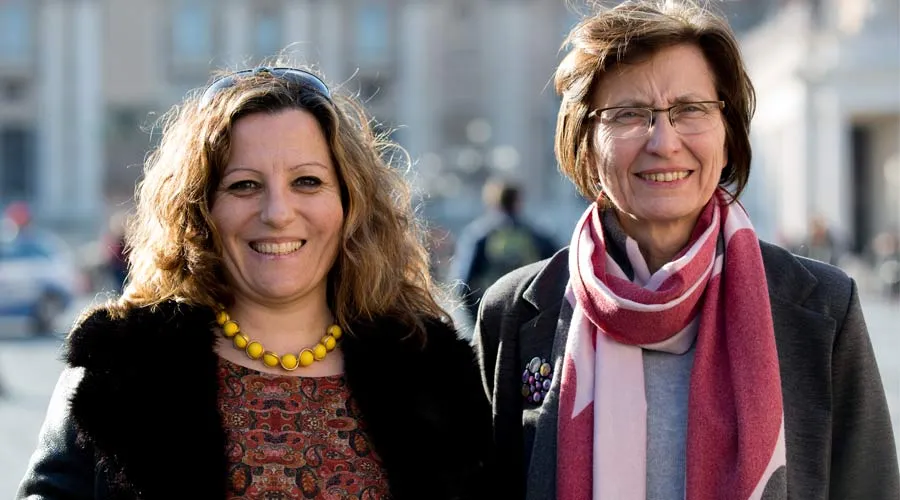 María Francisca Sánchez y Ana Almarza Cuadrado. Foto: Daniel Ibáñez / ACI Prensa