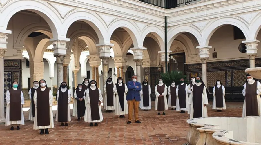 Religiosas del convento de Santa Paula de Sevilla (España). Crédito: Archidiócesis de Sevilla.