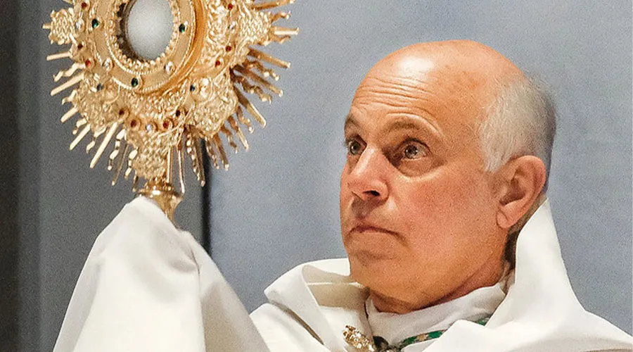Arzobispo en EE.UU. afirma que continuarán celebrando Misas tradicionales en latín