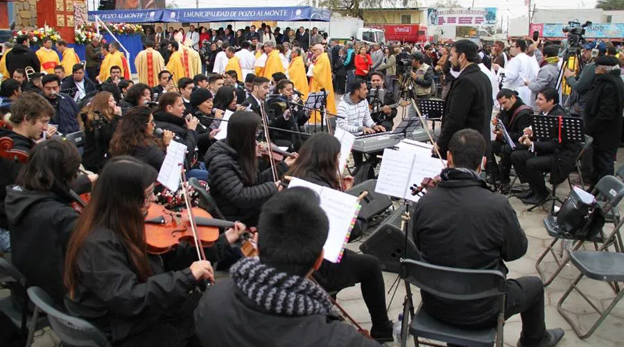 Coro y orquesta / Foto: Facebook Ministerio de Música de Iquique?w=200&h=150