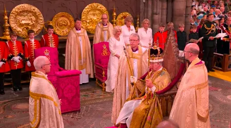 Histórica representación papal en la coronación del rey Carlos III de Inglaterra
