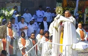 Captura de transmisiu00f3n del Corpus Christi en Cusco. Cru00e9dito: InpeCableTV - Arzobispado del Cusco 