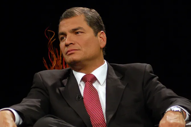 Ecuador: Alertan a presidente Correa no dejarse engañar con maniobra pro aborto