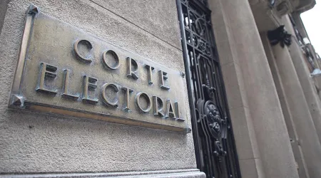 Elecciones en Uruguay: Cardenal señala que hay un problema de fondo por resolver 