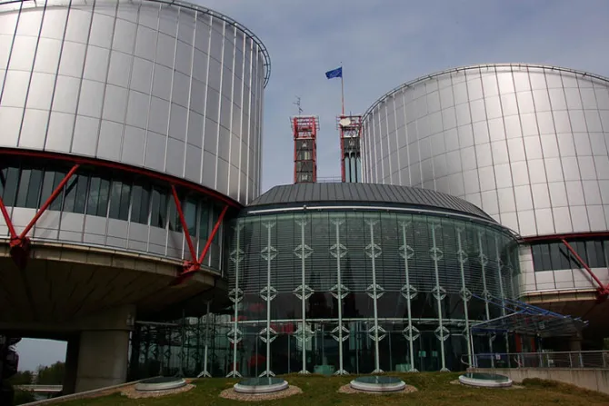 Hijo de mujer a quien “recetaron” muerte denuncia ley de eutanasia belga ante Corte Europea de DDHH