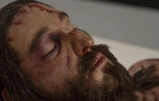 El rostro del cuerpo hiperrealista de Cristo expuesto en Salamanca. Cru00e9dito: The Mystery Man 