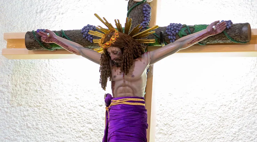 Entronizan histórica imagen del Cristo de la Misericordia en catedral de Nicaragua