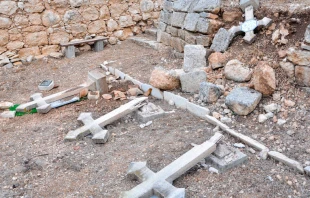 Tumbas profanas en el cementerio de Beit Jimal / Foto: Patriarcado Latino de Jerusalu00e9n 