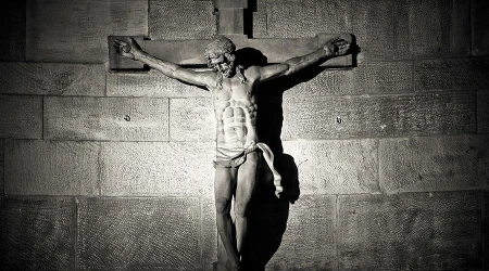 Roban relicario con los restos de importante beato dominico