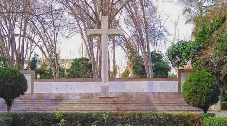 Denuncian ante la justicia a autoridad municipal que pretende derribar cruz en España