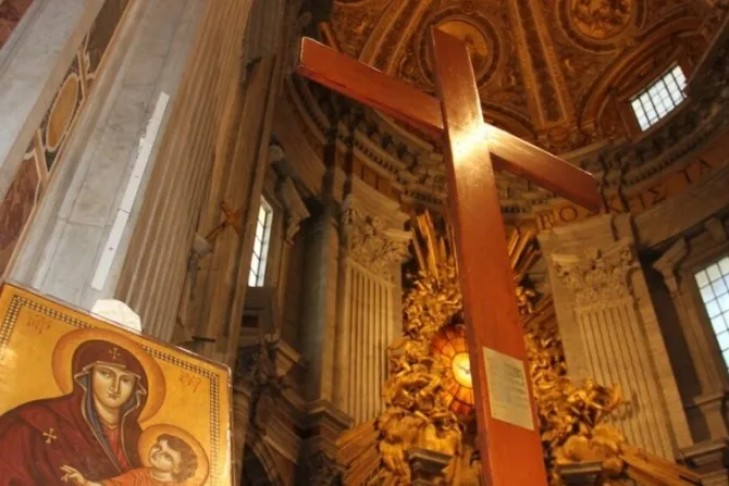 La cruz de la JMJ vuelve a Madrid a 10 años de la Jornada Mundial de la Juventud