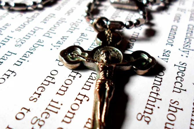 El Papa Francisco alienta a exorcistas en labor contra “la obra del maligno”