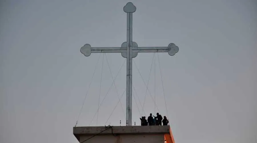 Cruz eregida en Telekuf-Tesqopa (Irak) / Foto: Patriarcado de Babilonia
