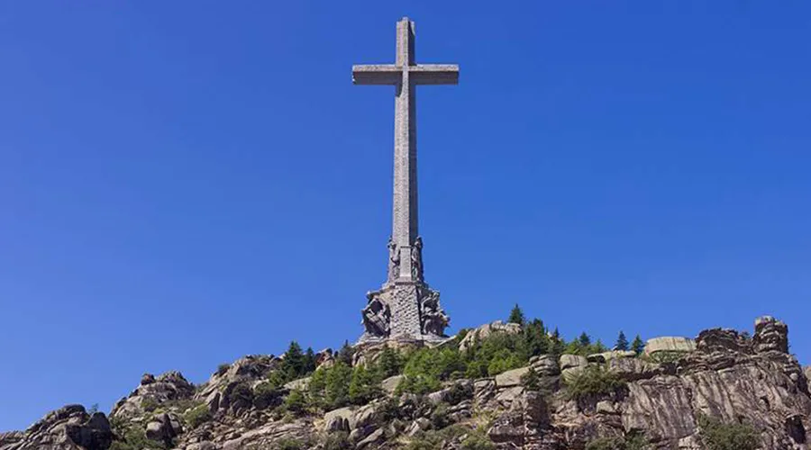  La Iglesia “no se opone” ni “apoya” la exhumación de Franco