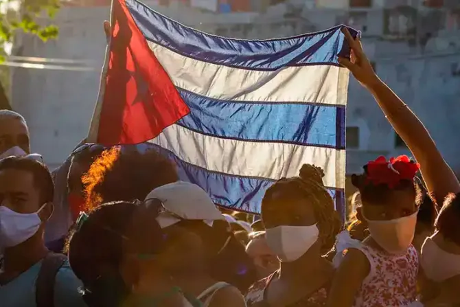 Sacerdote cubano llama a defender la “propia dignidad”