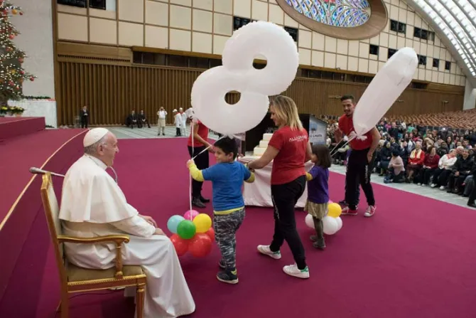 ¿Cómo festejó el Papa Francisco su cumpleaños? ¡Te mostramos su emotiva fiesta! [FOTOS]