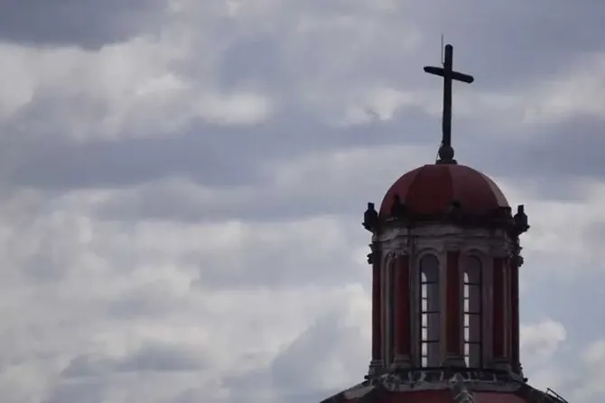 Cierran temporalmente templo franciscano por brote de COVID-19 entre religiosos en México